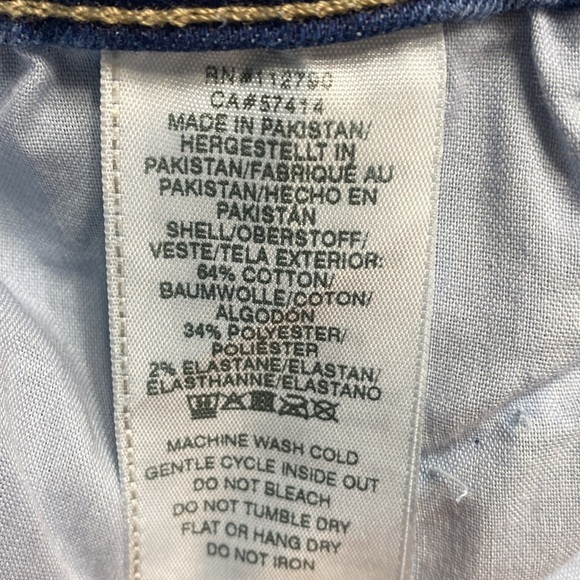 True Religion NEW Maisie Indie Sleeze High Rise Raw Hem Denim Shorts Size 28 - Picture 8 of 14